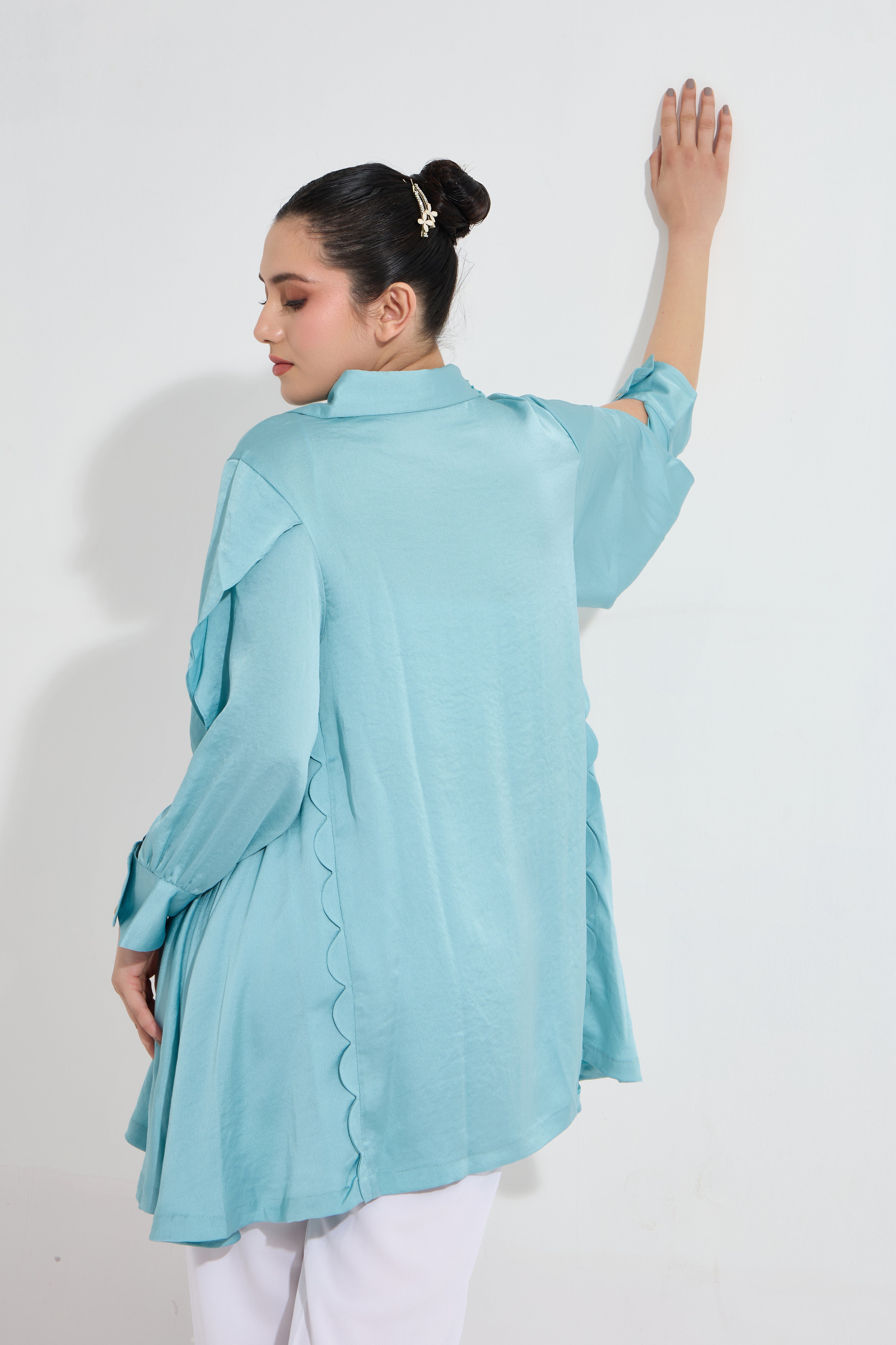 CHARMIROSE embroidered formal blue top