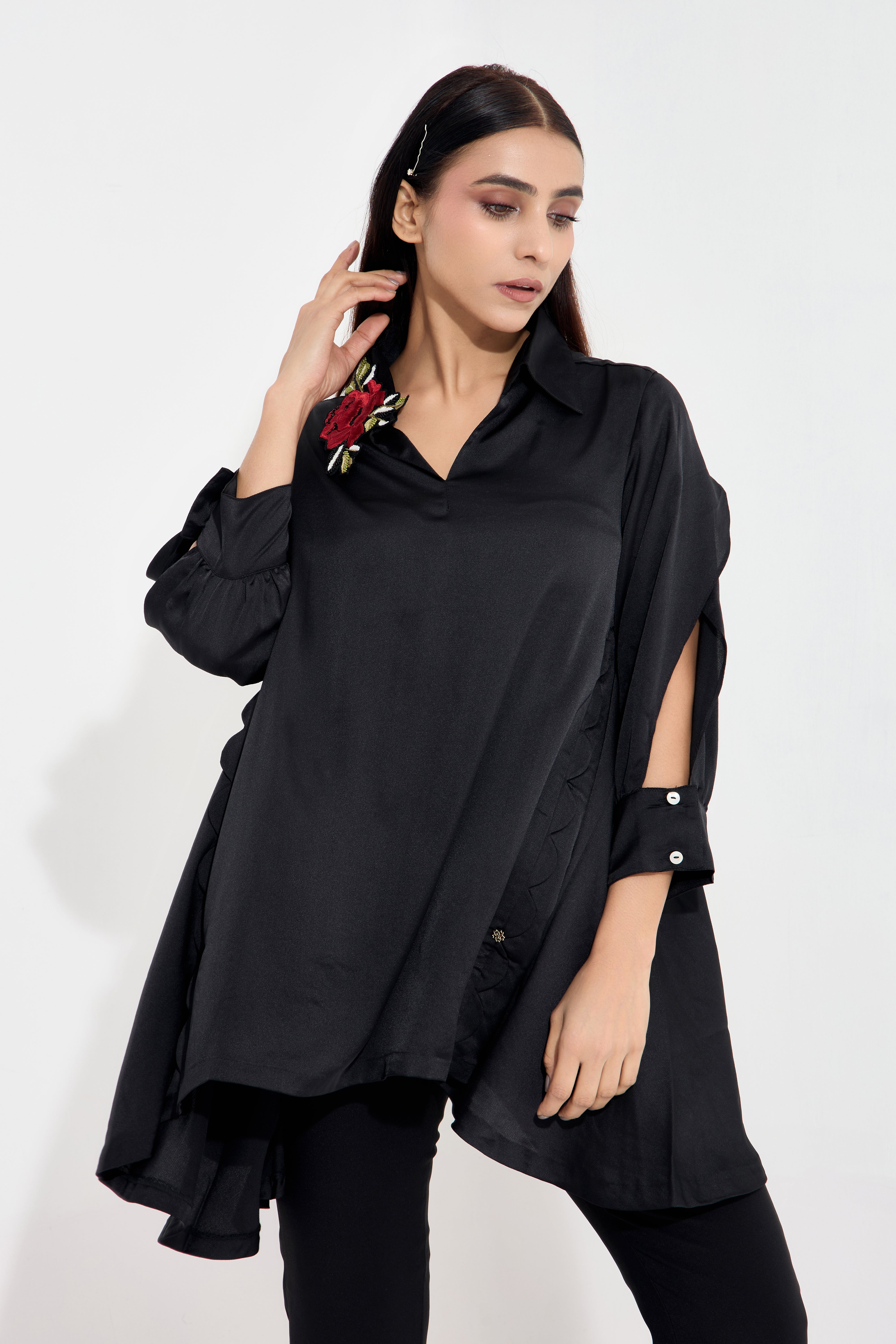 CHARMIROSE embroidered formal blue top