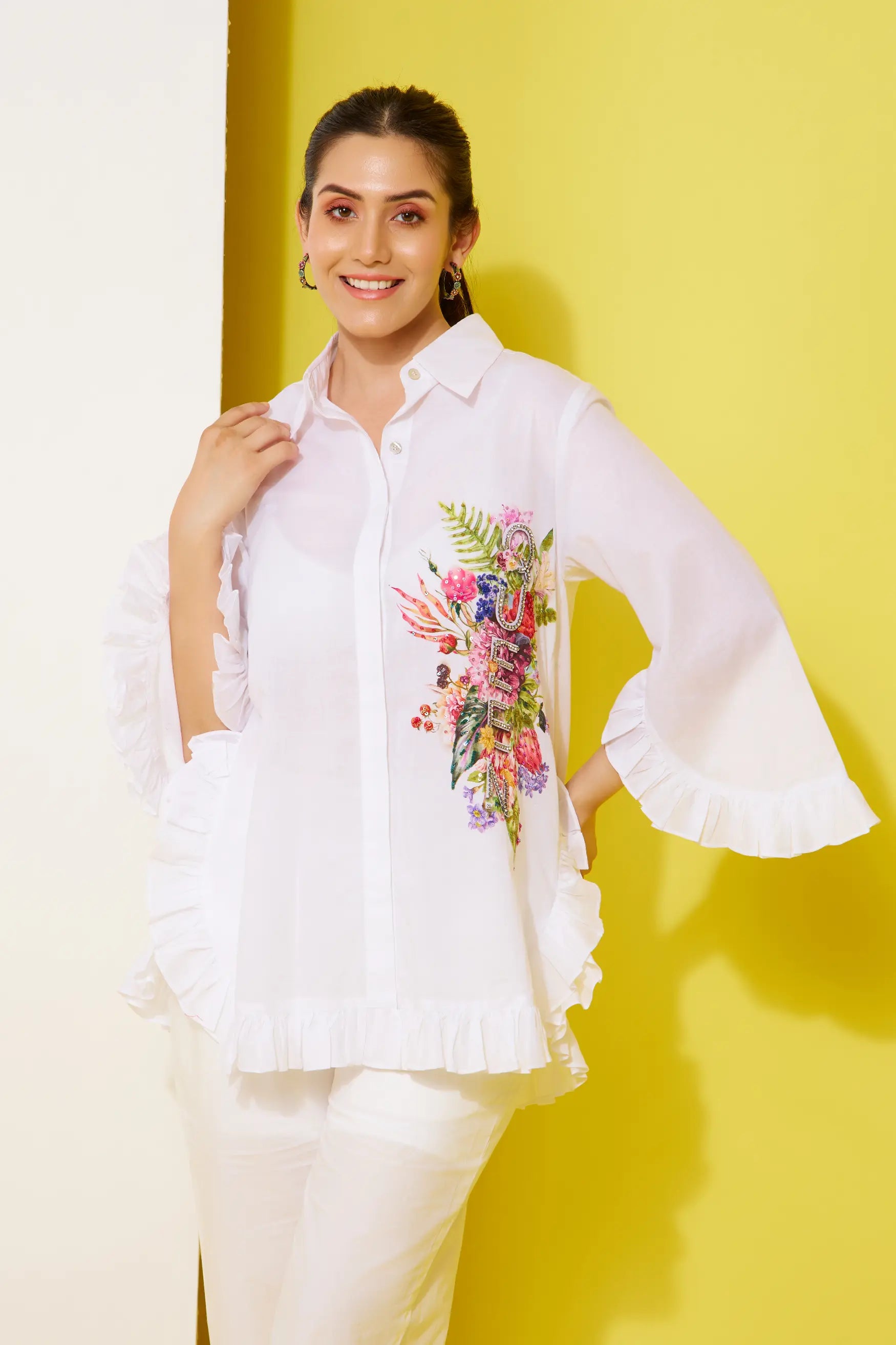 QUEEN printed white cotton shirt