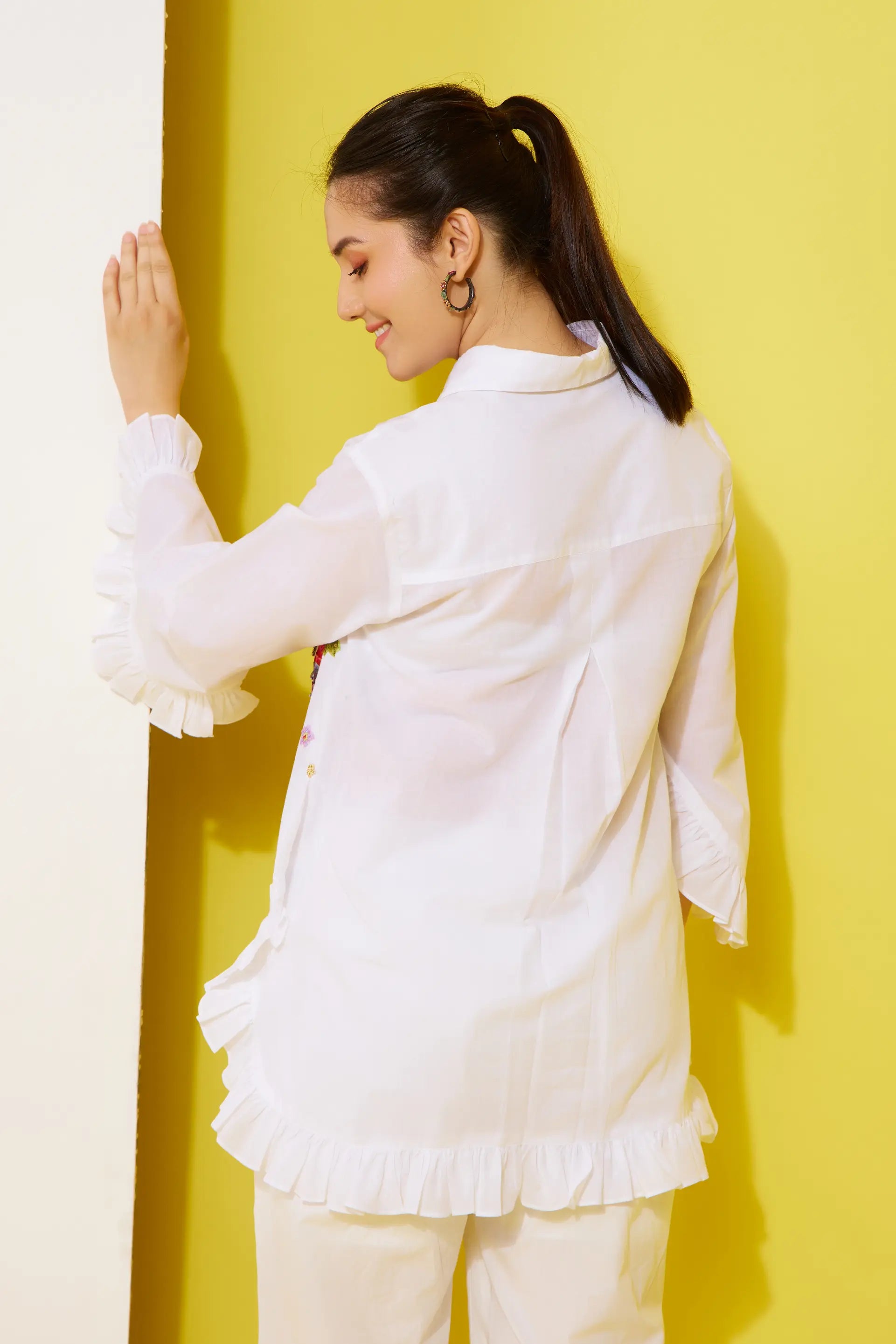 QUEEN printed white cotton shirt
