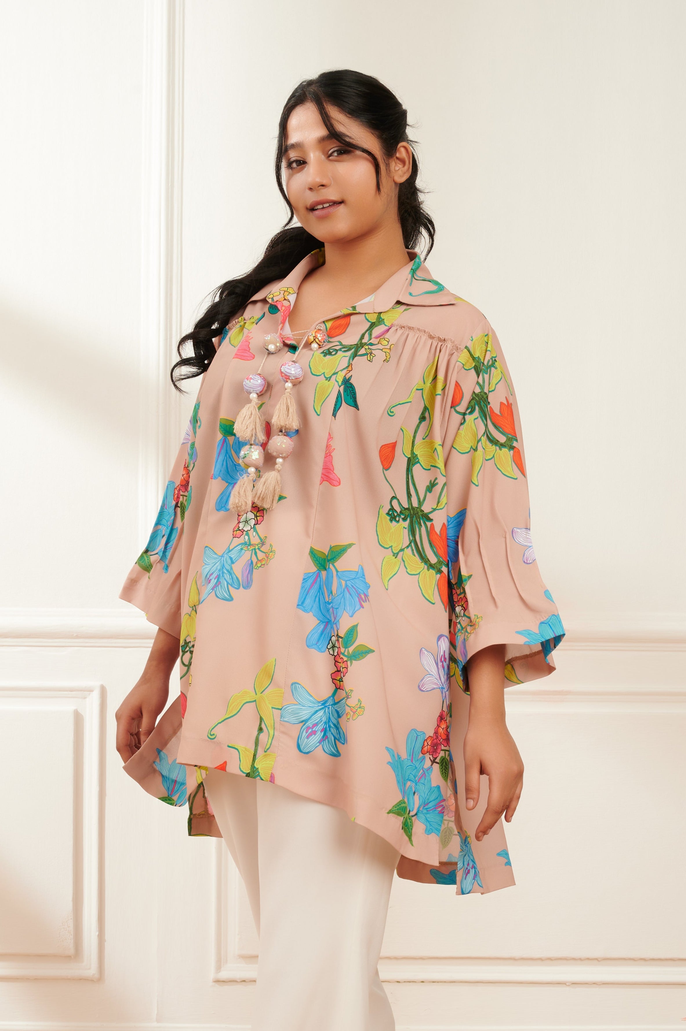 JASMINE printed top with tassels