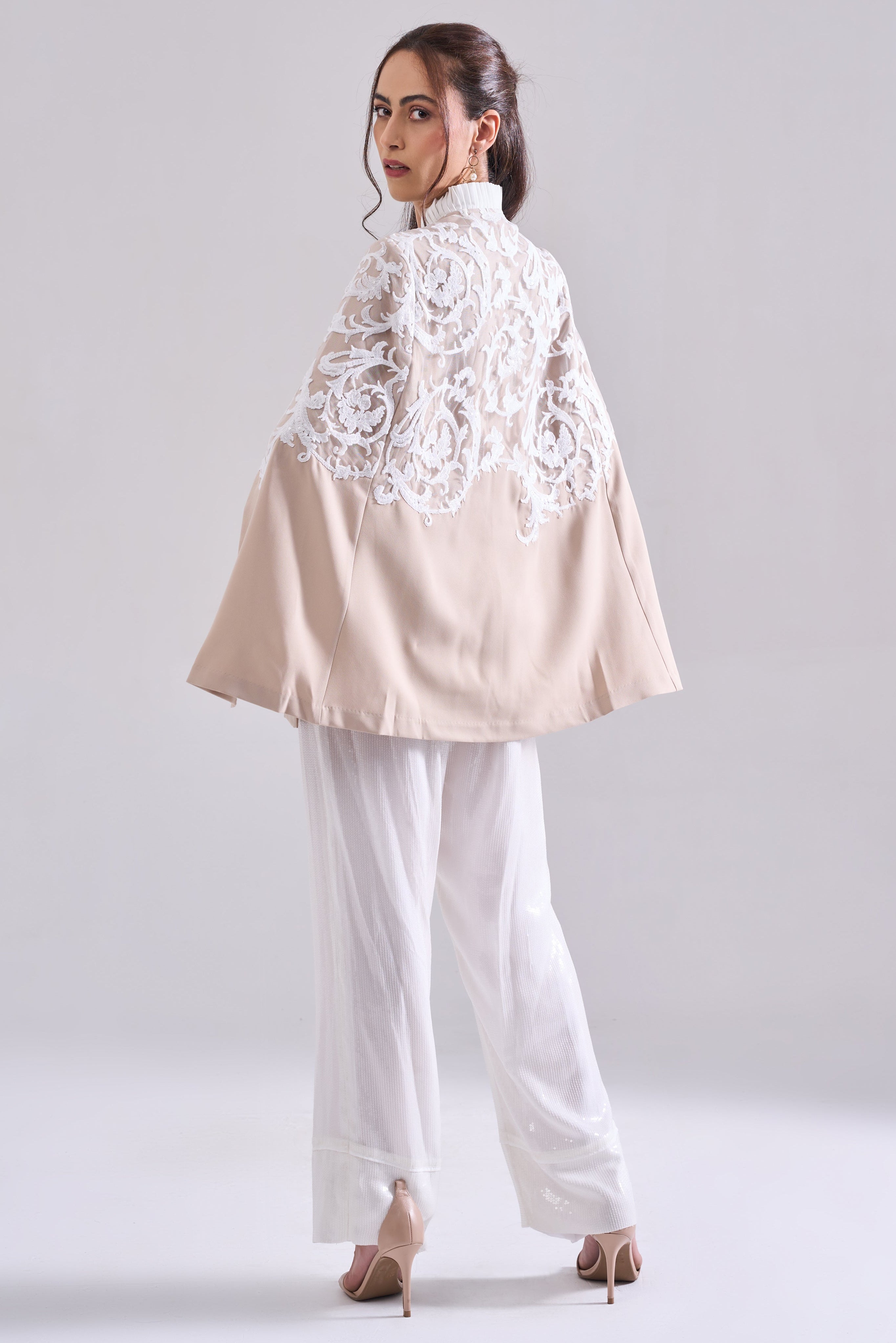 SYMPHONY lacework cape