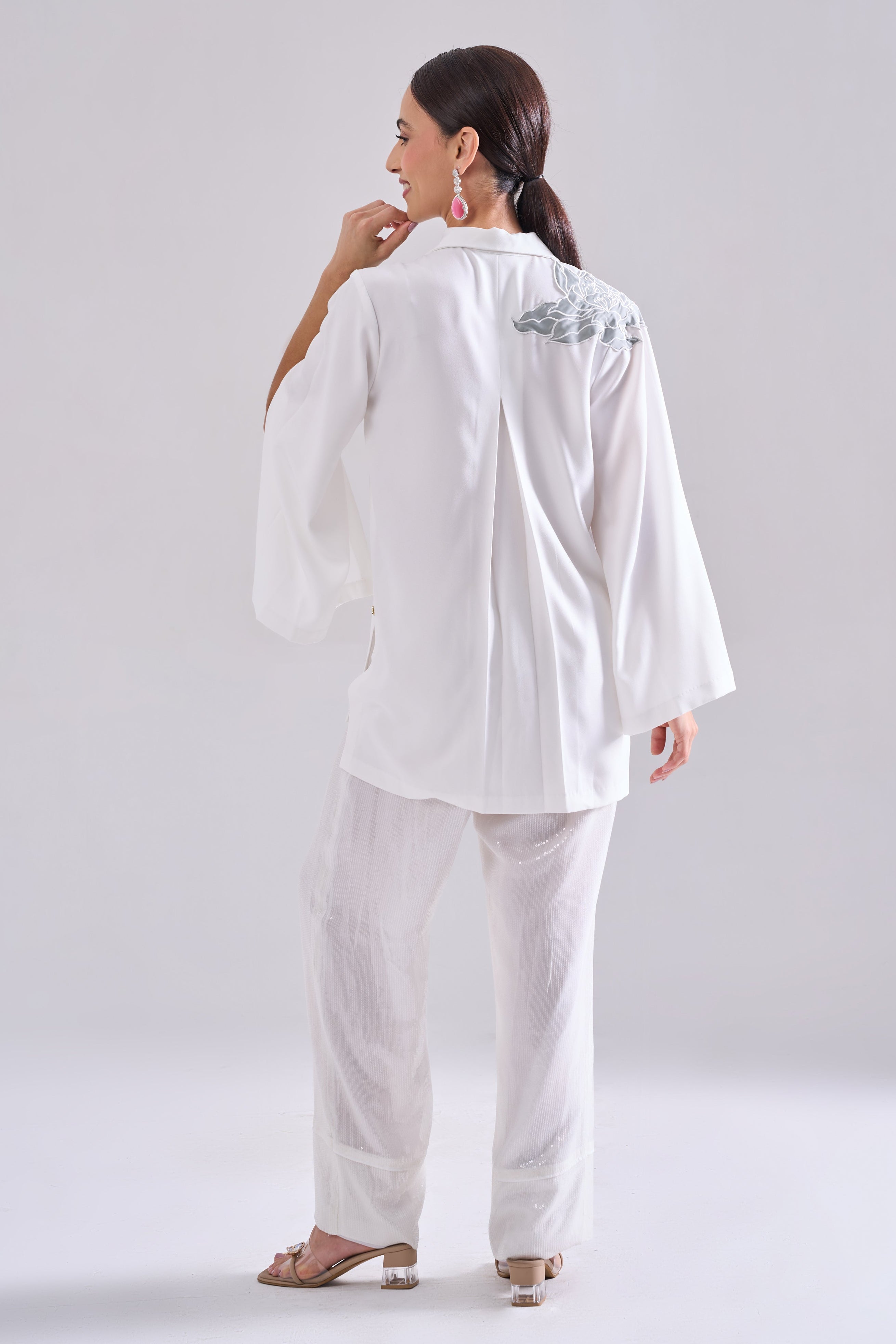 PEONY EMBROIDERED SHIRT