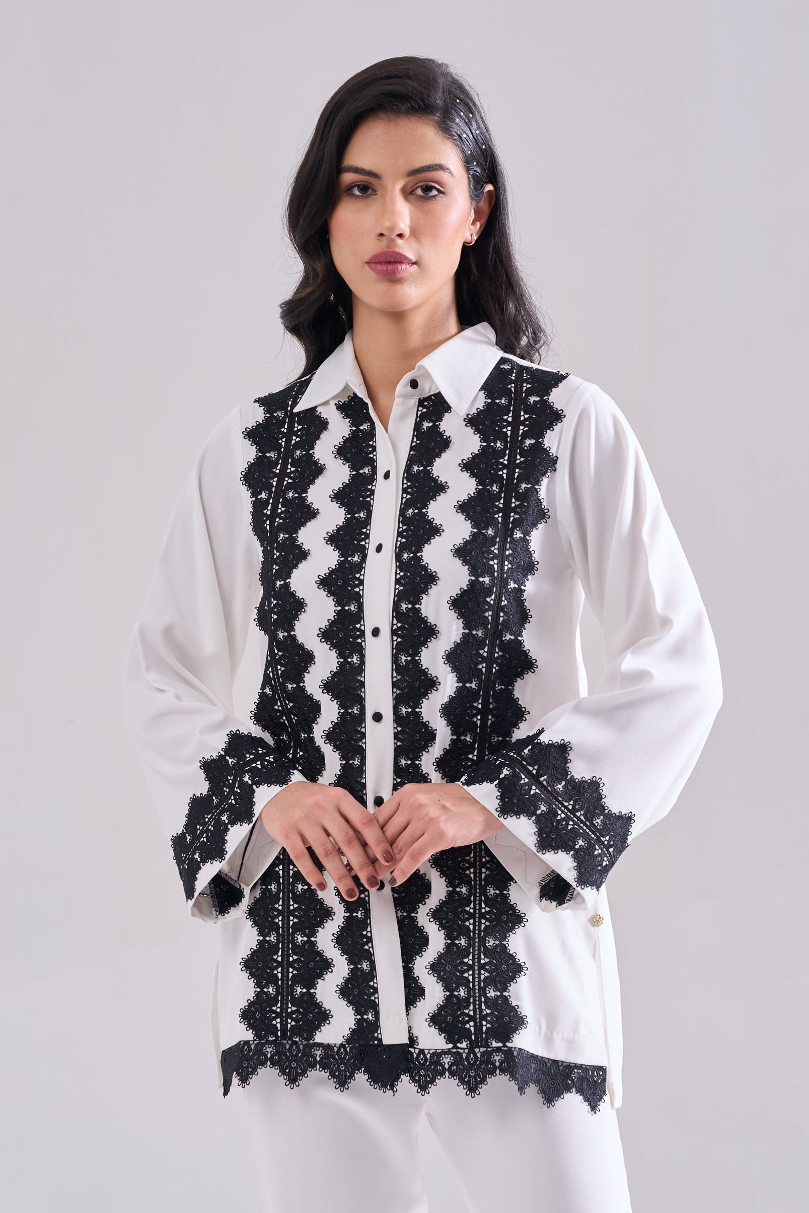 EVEN FORMAL LACE SHIRT