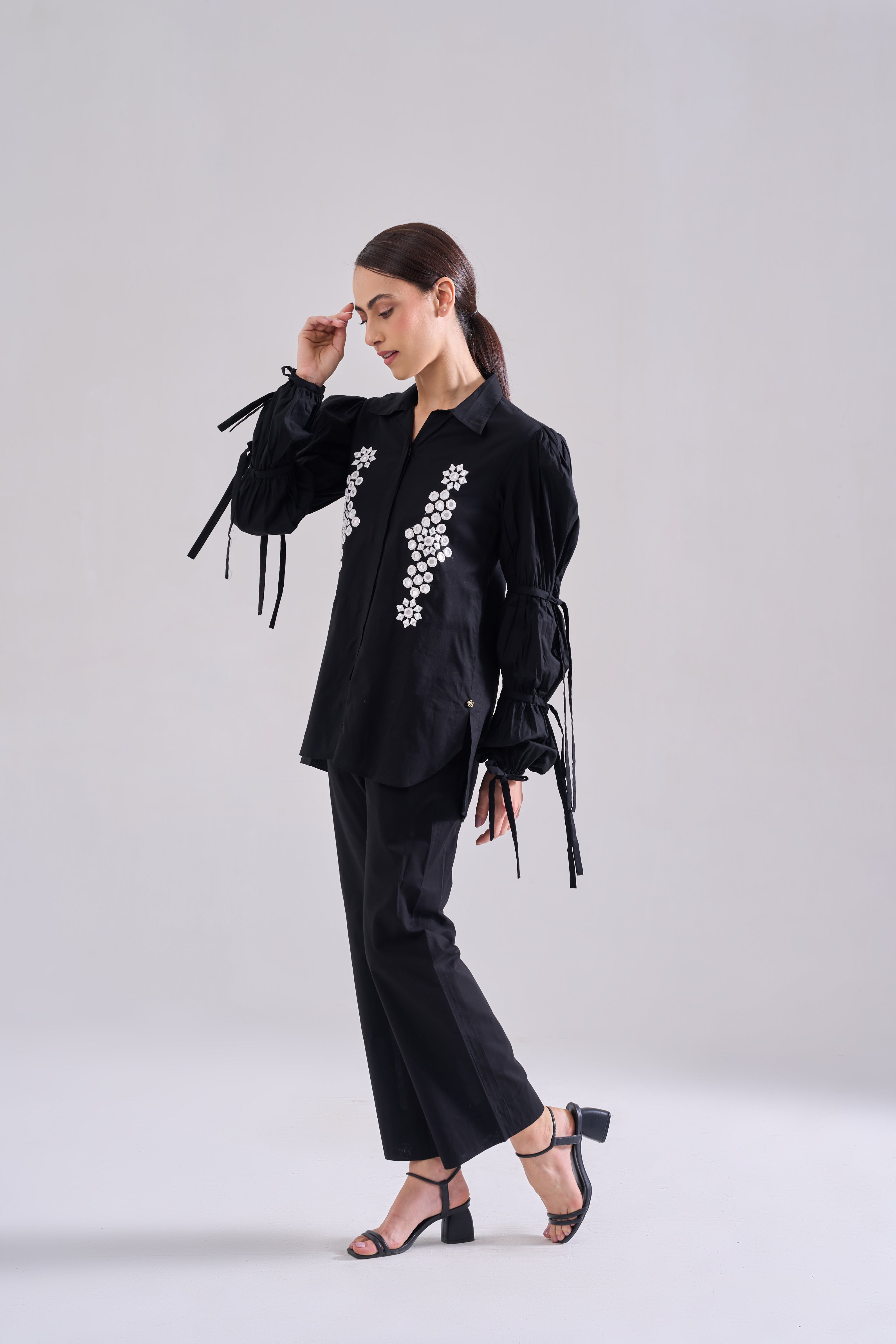 MIRROR EMBROIDERED SHIRT