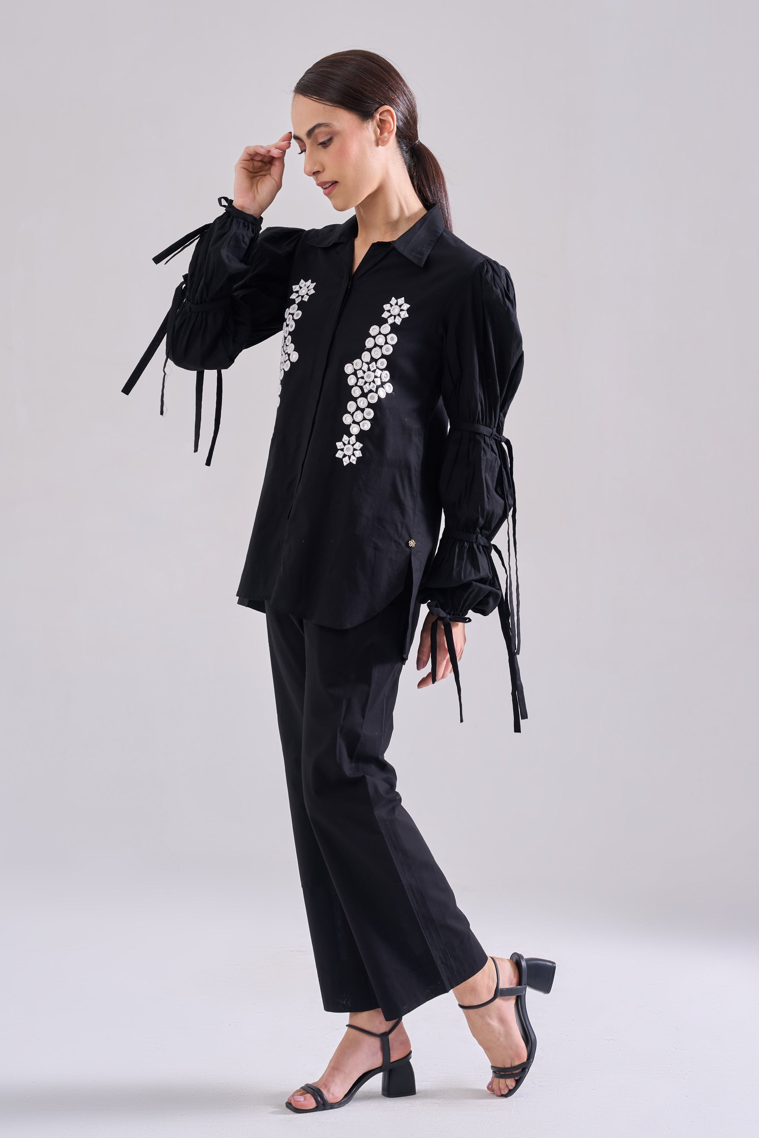 MIRROR EMBROIDERED SHIRT