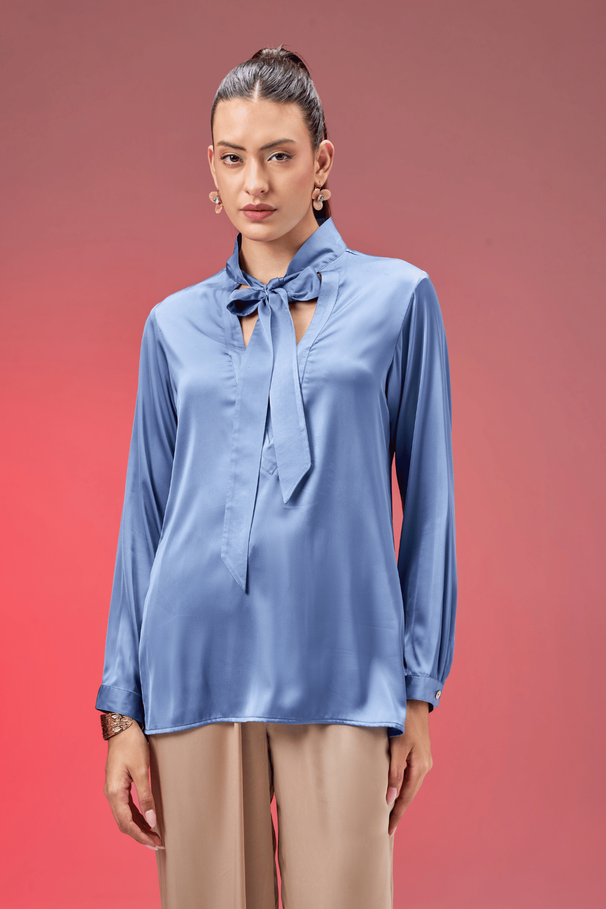 BLUE SATIN TIE TOP