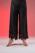 LACE CROPPED BLACK PANTS