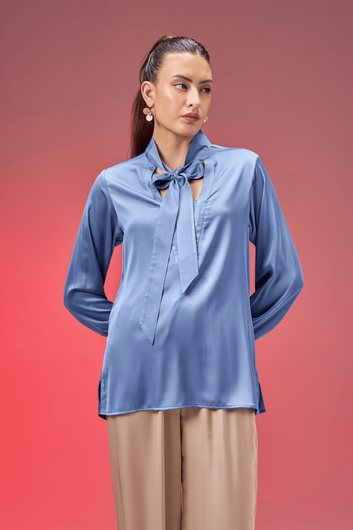 BLUE SATIN TIE TOP