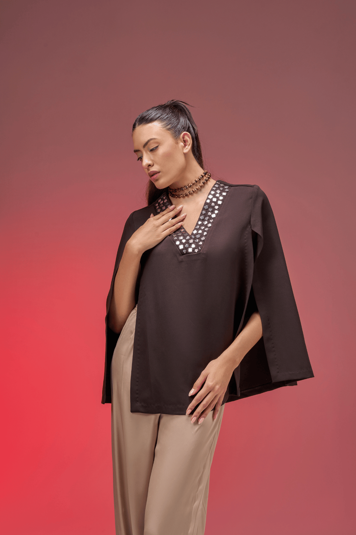 MIRROR BROWN CAPE