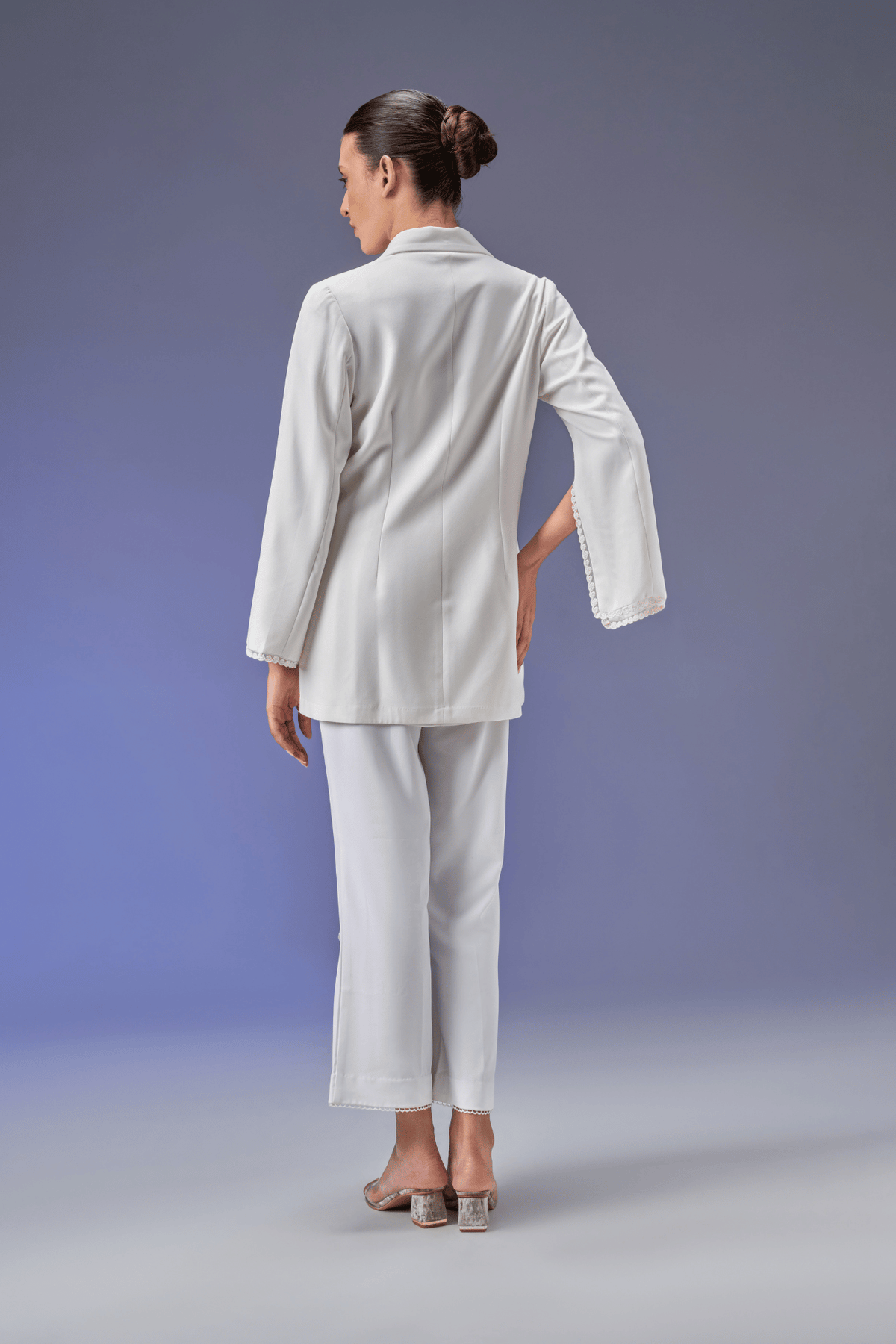 PRIME WHITE JACKET