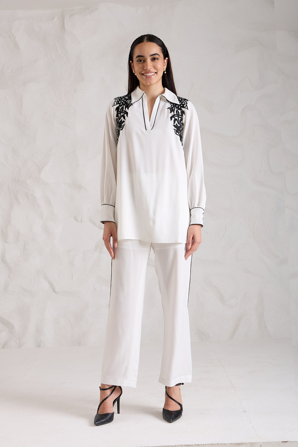 SIDELOOK Crepe Set — front view | Haus of Handmade
