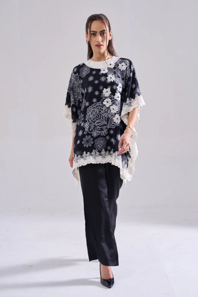 LUNA LACEWORK KAFTAN TOP
