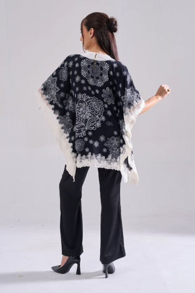 LUNA LACEWORK KAFTAN TOP