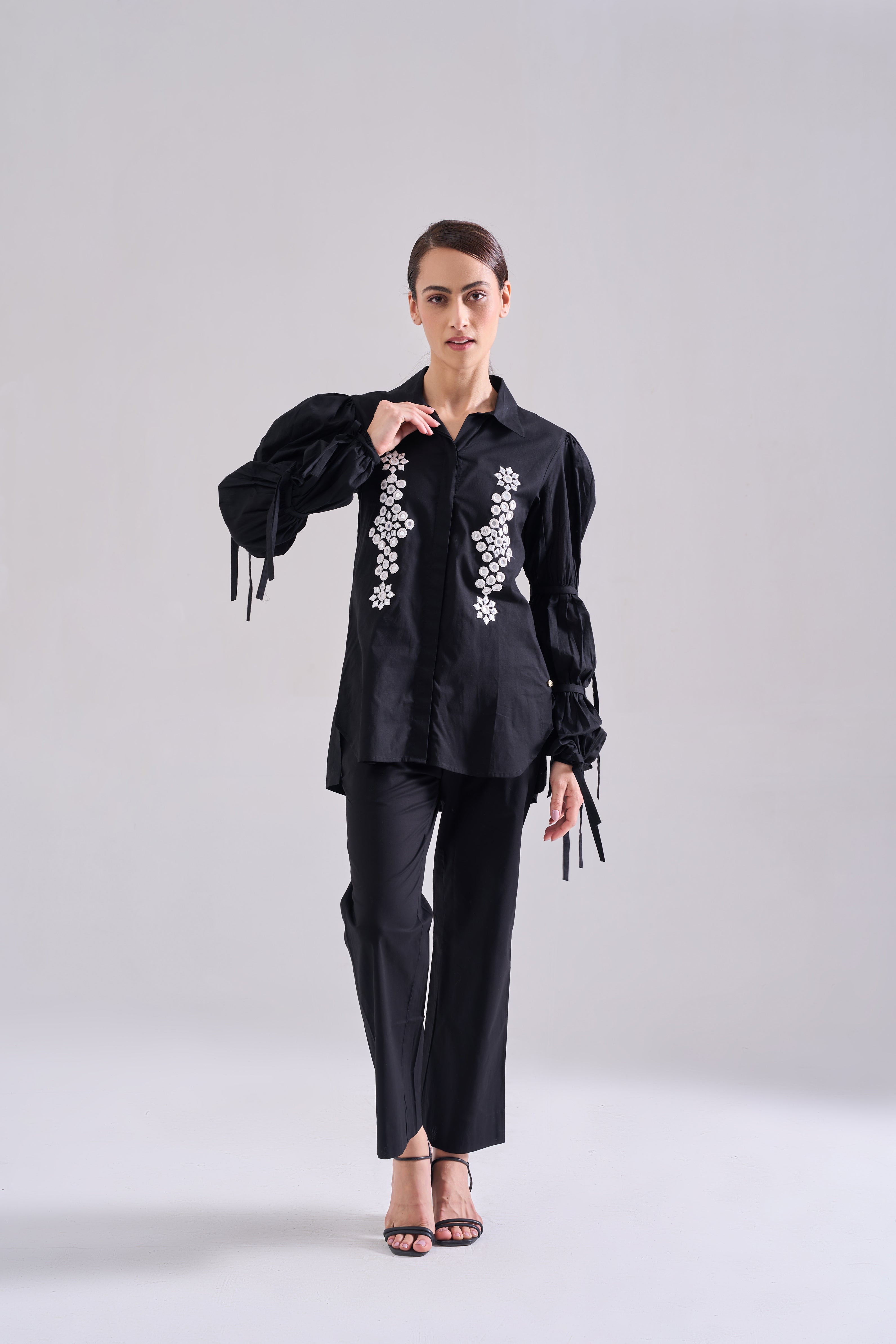 MIRROR EMBROIDERED SHIRT