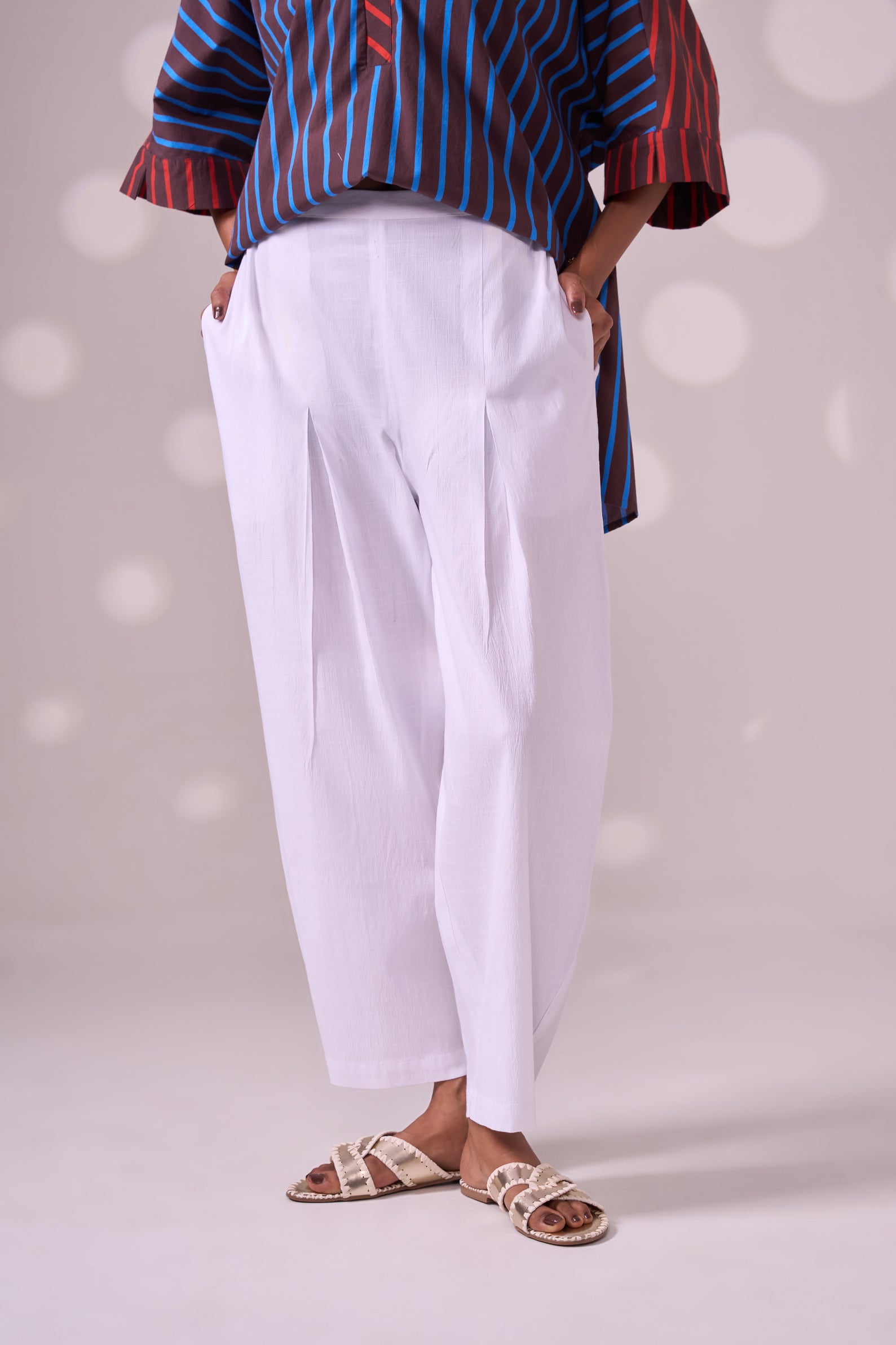 PLEAT RELAX PANTS